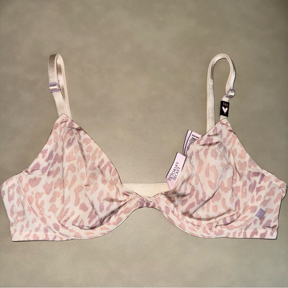 NWOT Victoria's Secret 34B Pink Leopard-Print Underwire Bra in Light Pink